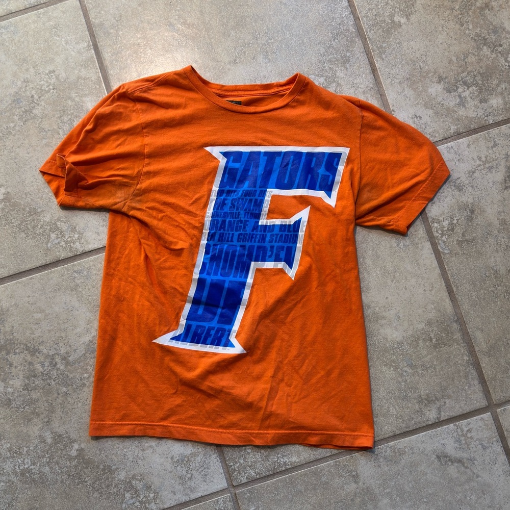 UF Gators Shirt - M
